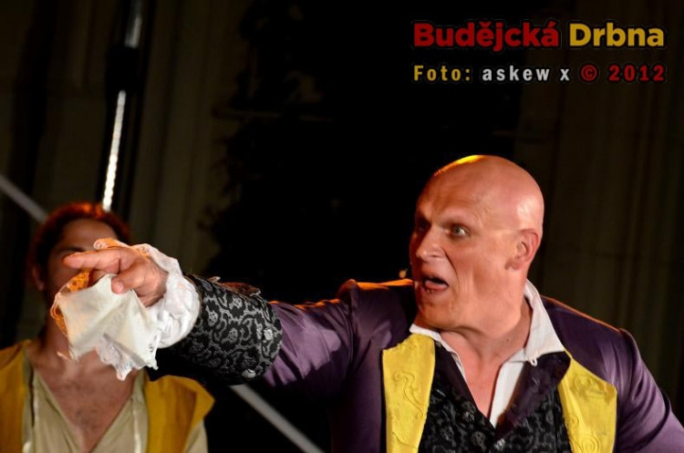 Luděk Šindelář v roli správce Bednáře