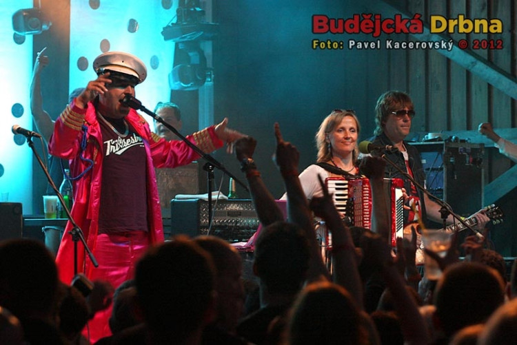 Koncert Třech sester na Holkově