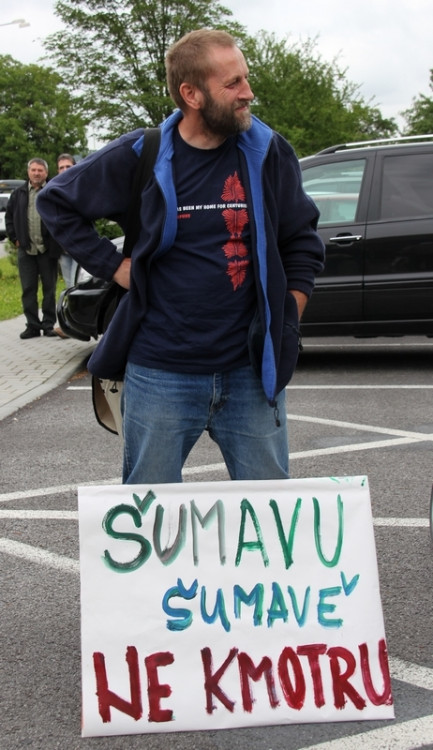 Protest a Antiprotest v Hluboké nad Vltavou