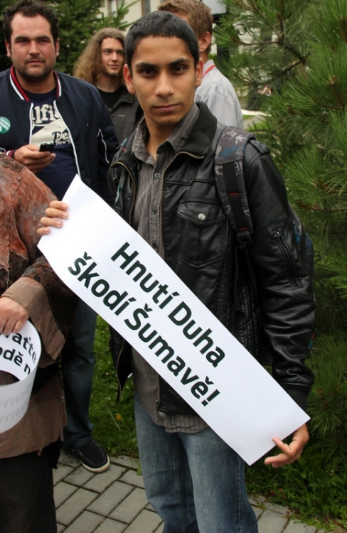 Protest a Antiprotest v Hluboké nad Vltavou