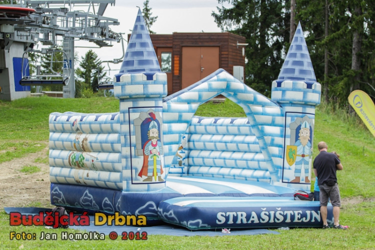 Slavnostní otevření Stezky korunami stromů