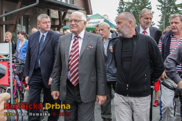 Slavnostní otevření Stezky korunami stromů