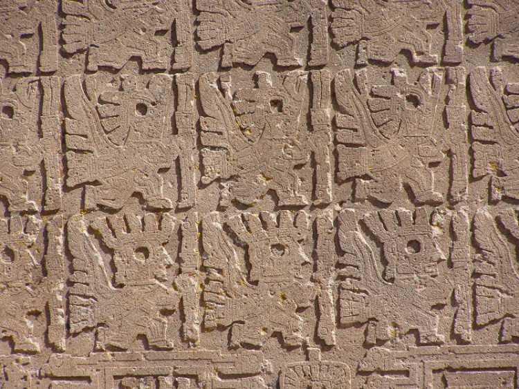 Tiwanaku - výzdoba na bráně slunce