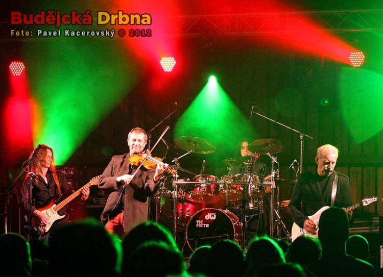 Koncert Čechomoru na Holkově