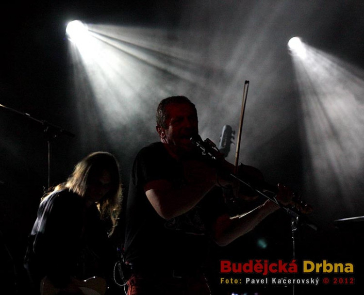 Koncert Čechomoru na Holkově