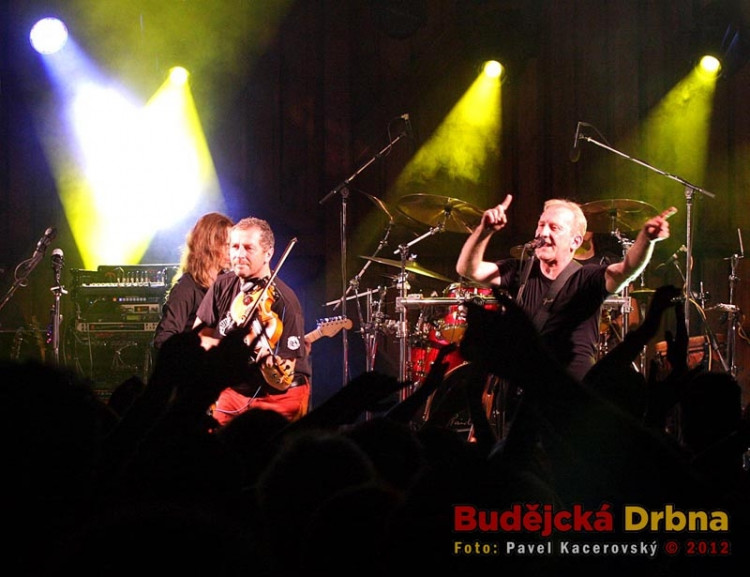 Koncert Čechomoru na Holkově