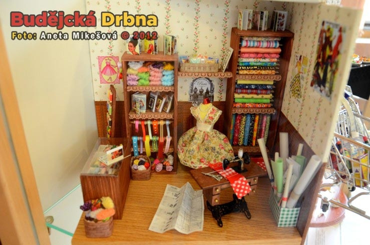 Výstava panenek 2012