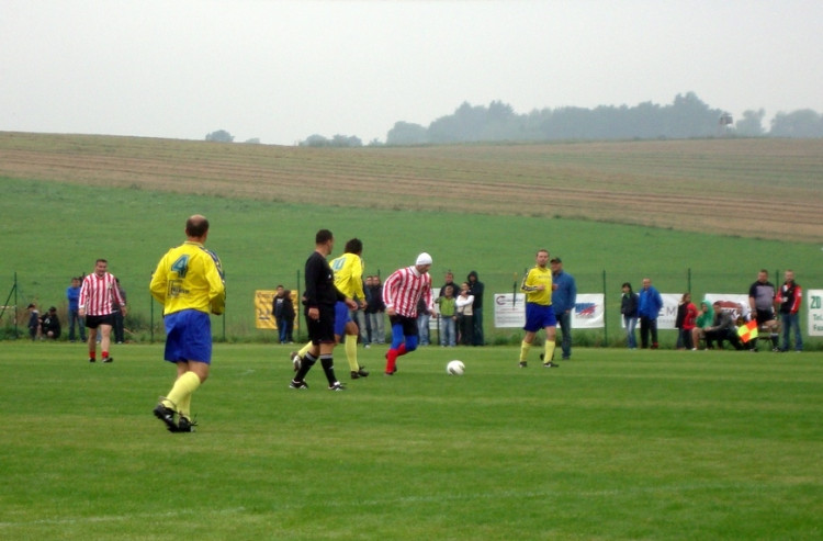 Římov-SLAVOJ HOUSLICE