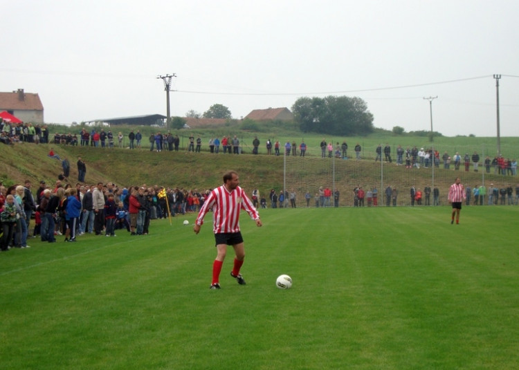 Římov-SLAVOJ HOUSLICE