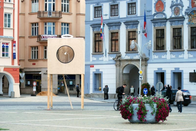 Minimální dům na náměstí Přemysla Otakara II. Foto Mjölk architekti