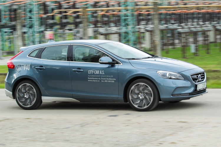 Volvo V40 T4 Momentum