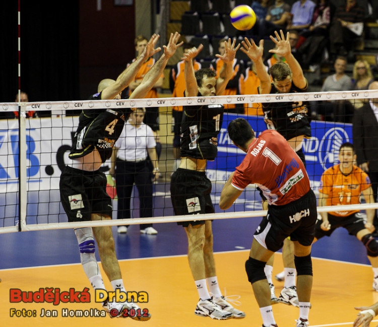 Berlin Recycling Volleys - VK Jihostroj České Budějovice 3:0