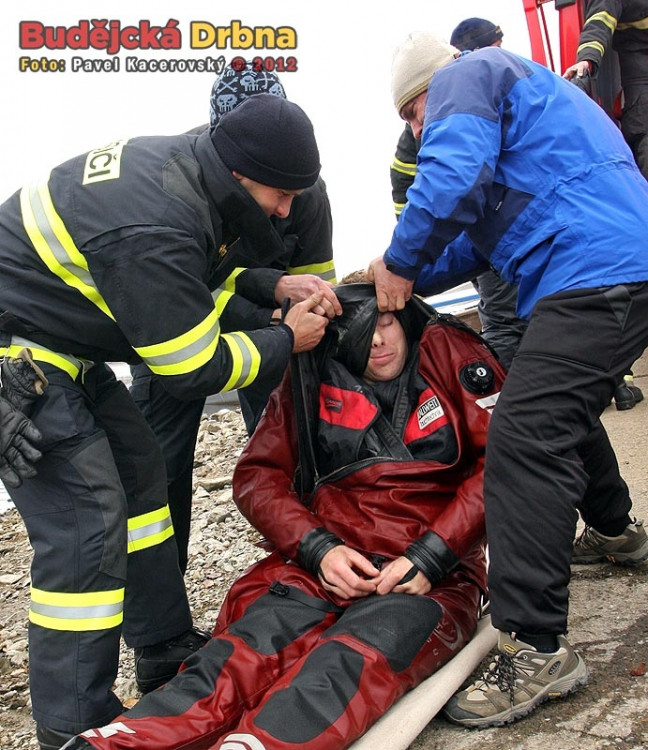 Ještě svléknout oblek