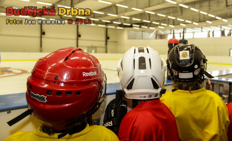 Otevření nové hokejové haly Jaroslava Pouzara