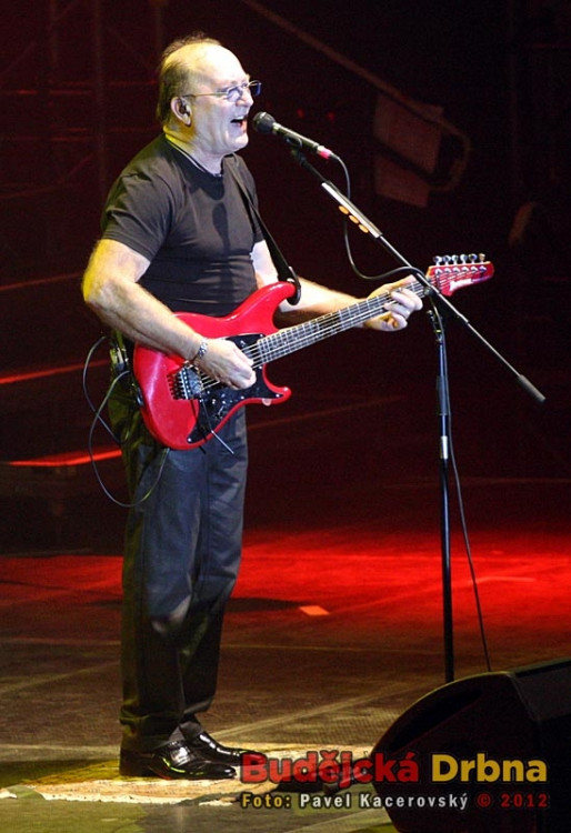 Výroční koncert kapely Olympic v Budvar Aréně