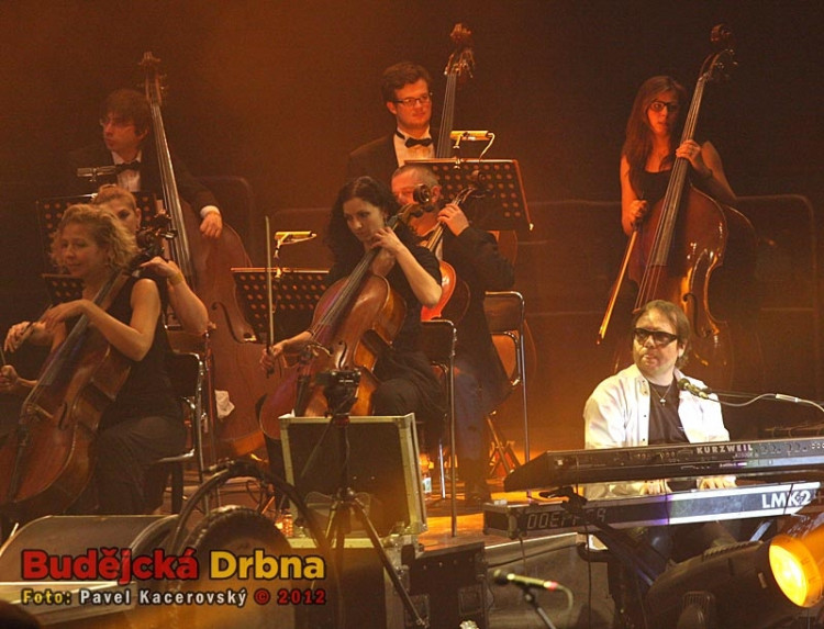 Výroční koncert kapely Olympic v Budvar Aréně