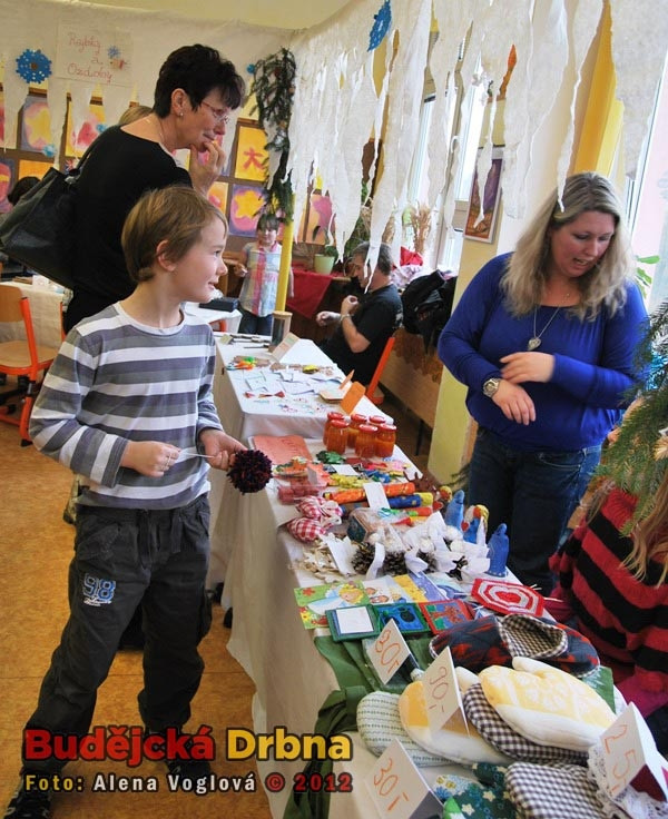 Waldorfský adventní jarmark