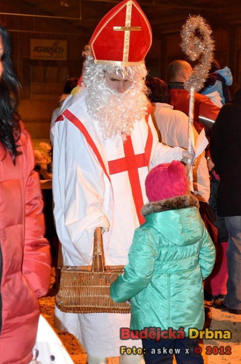 Mikulášská nadílka ve dvoře Vondrov