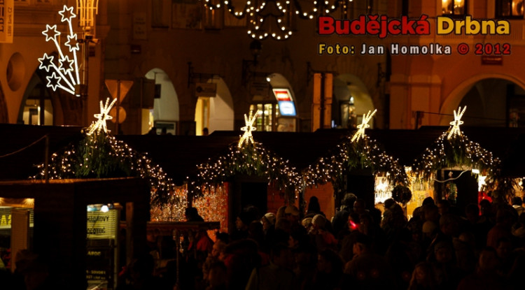 Přílet anděla na budějckém náměstí