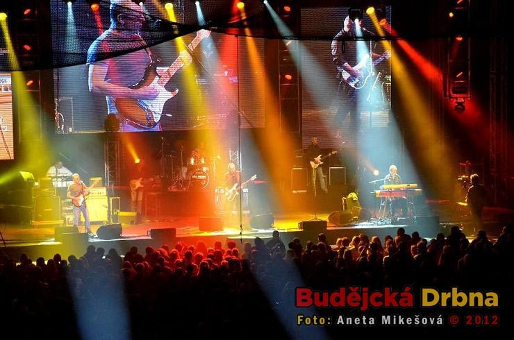 Koncert slovenské kapely Elán v Budvar Aréně