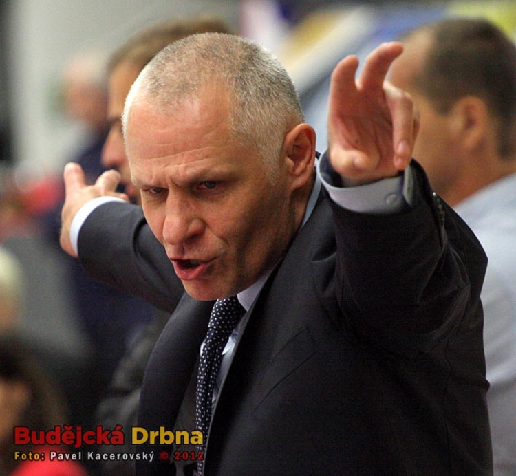 Trenér HC Mountfield Peter Draisaitl. Takhle budete po ledě lítat!