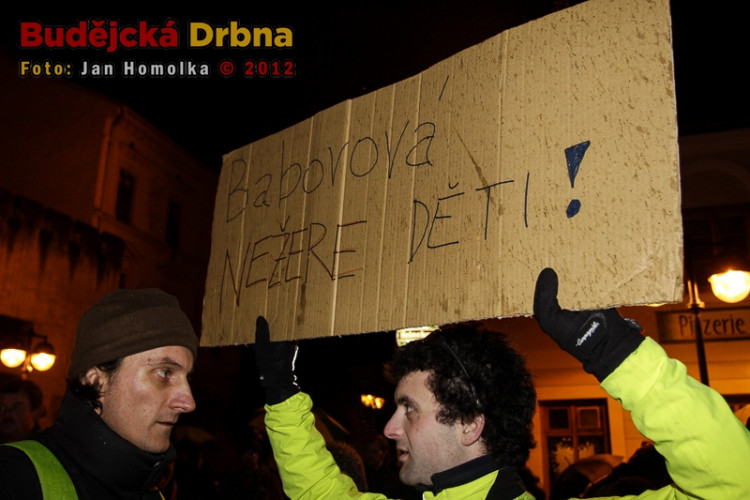 Další protest proti krajské koalici ČSSD a KSČM