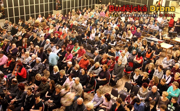 Vánoční koncert Lucie Bílé v DK Metropol