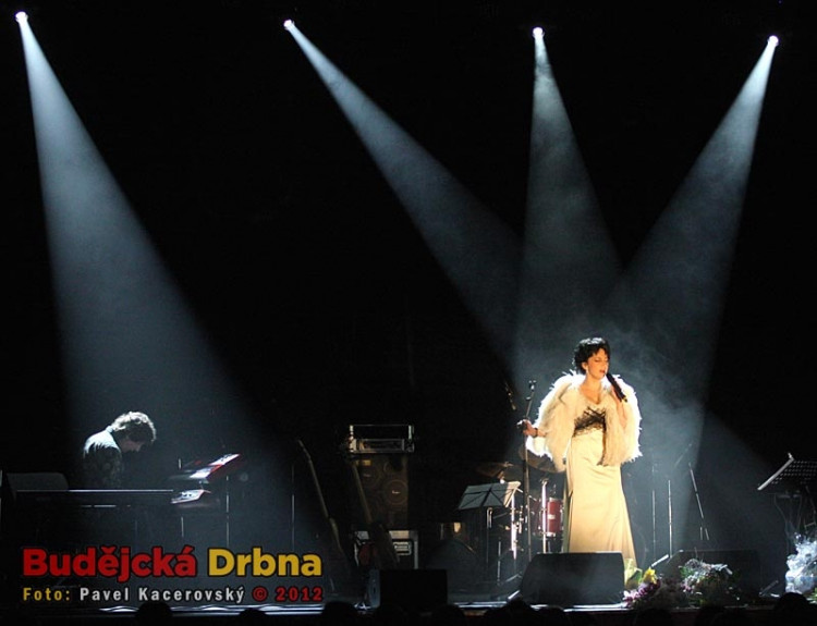 Vánoční koncert Lucie Bílé v DK Metropol