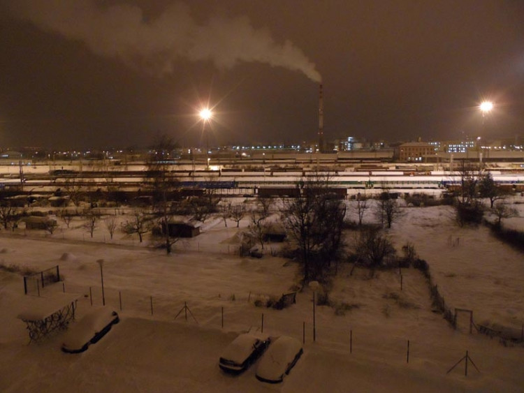 Nádraží od Suchého Vrbného (18.1.2013). Foto Martina Mandelíčková