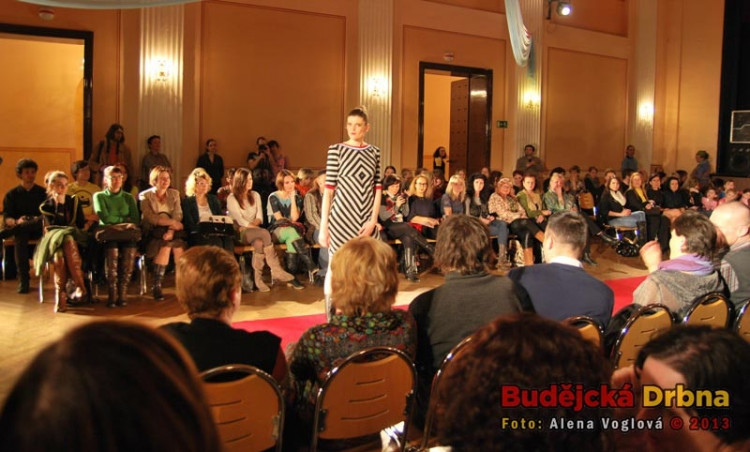 ! Viva CZ-SK Alternativa ! - módní přehlídka a design market