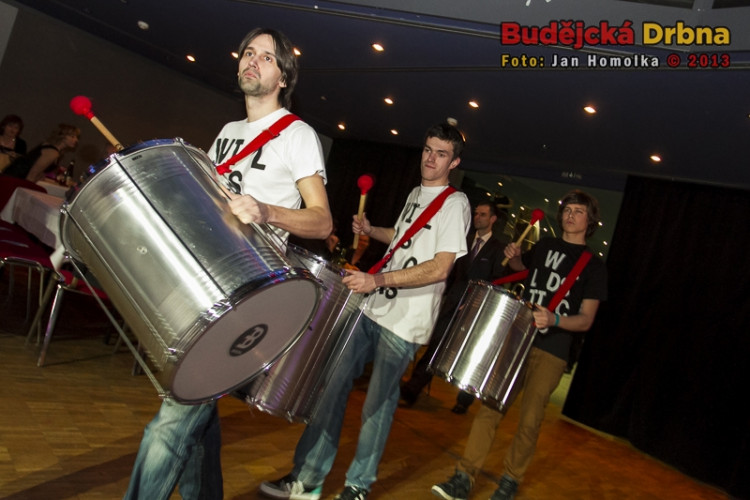 Volejbalový ples Jihostroje v ArtIGY