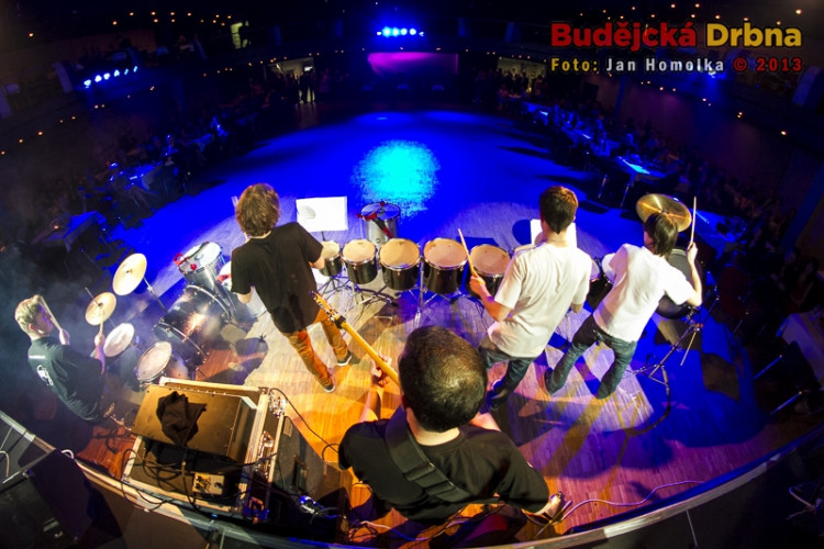 Volejbalový ples Jihostroje v ArtIGY