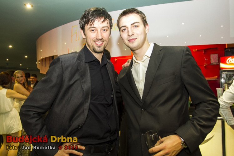 Volejbalový ples Jihostroje v ArtIGY