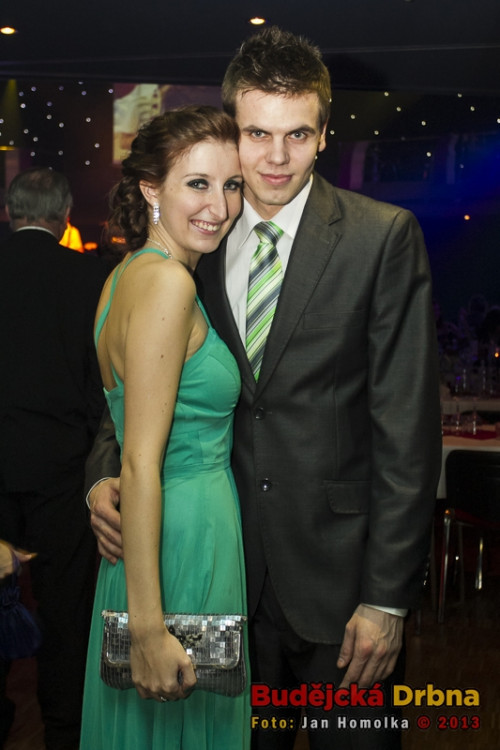 Volejbalový ples Jihostroje v ArtIGY