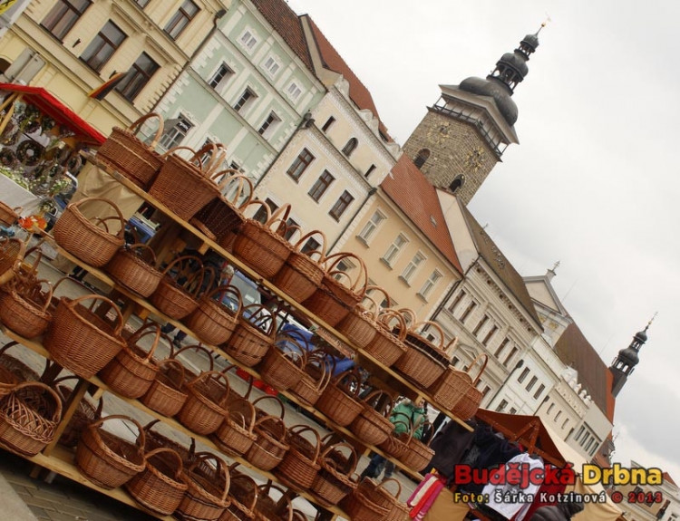 Jarní trhy na náměstí Přemysla Otakara II.