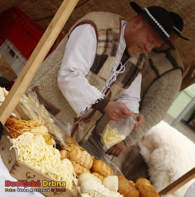 Jarní trhy na náměstí Přemysla Otakara II.