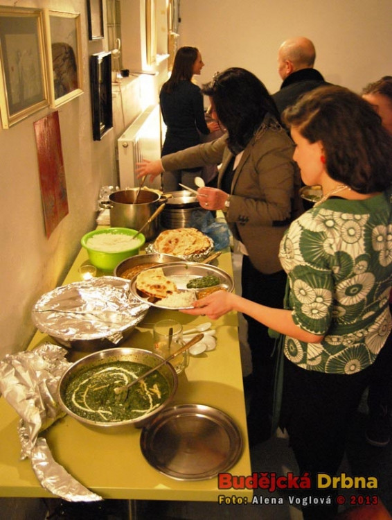 Po masážích se ochutnávalo