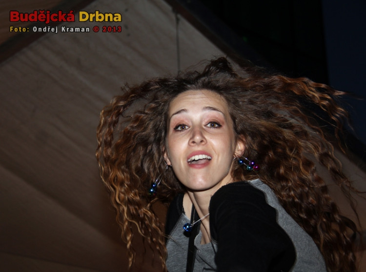 Temple módní přehlídka a koncert Mydy Rabycad