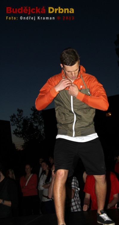 Temple módní přehlídka a koncert Mydy Rabycad