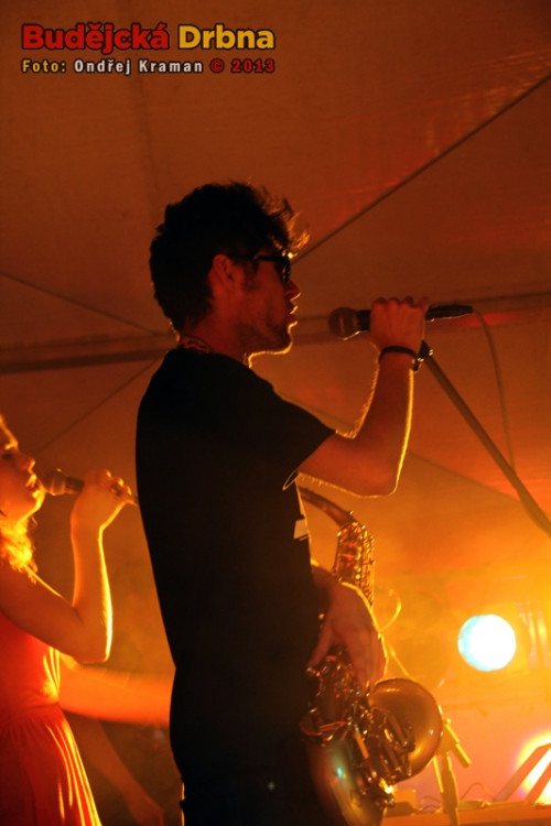 Temple módní přehlídka a koncert Mydy Rabycad