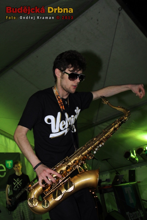 Temple módní přehlídka a koncert Mydy Rabycad