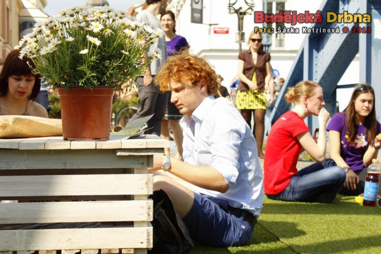 Piknik na Zlatém mostě