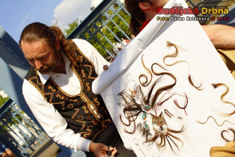 Piknik na Zlatém mostě