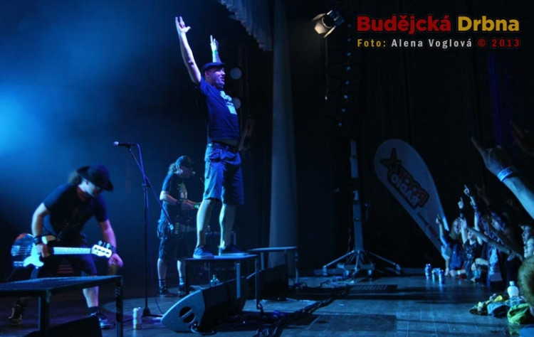 Jeden oslavenec na pódiu