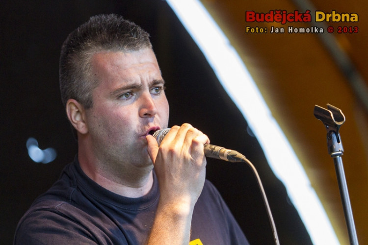 Závody Dračích lodí na Lipně 2013