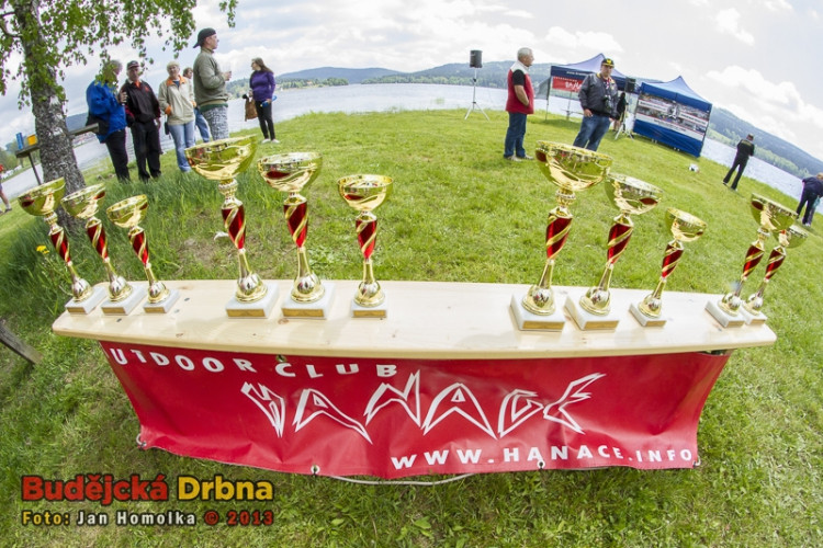 Závody Dračích lodí na Lipně 2013