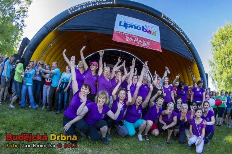 Závody Dračích lodí na Lipně 2013