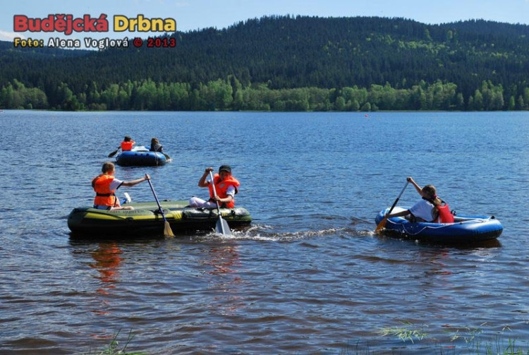 Děti měly zábavu i na vodě