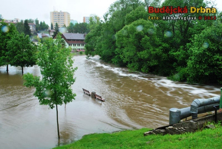 Kaplické chodníky zmizely