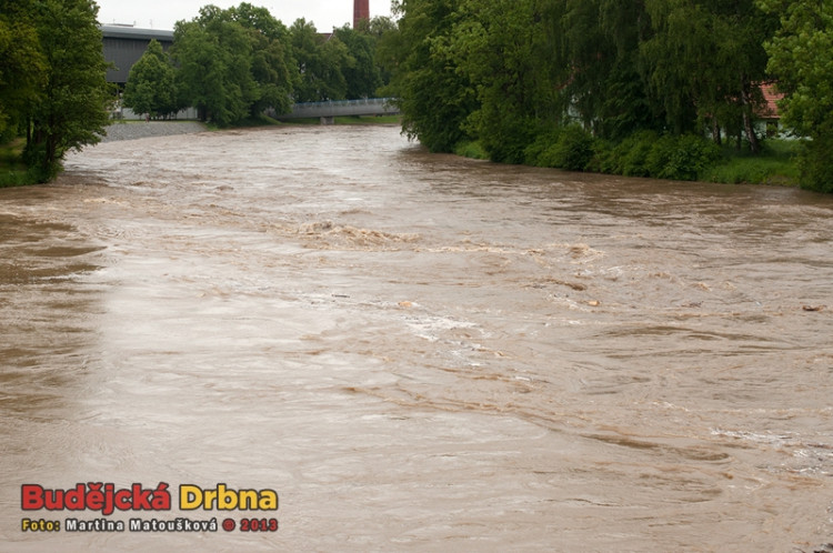 Most u plovárny směrem k zimnímu stadionu